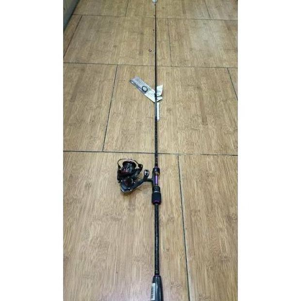 Paket Set Reel Daiwa Ballistic LT 2000D XH Dan Joran Daiwa ARDITO