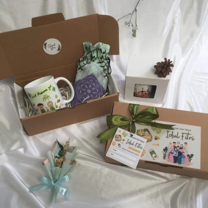 

[[BEST]]Terlaris Hampers Ramadhan/ Hampers Lebaran Mug+Sajadah travel