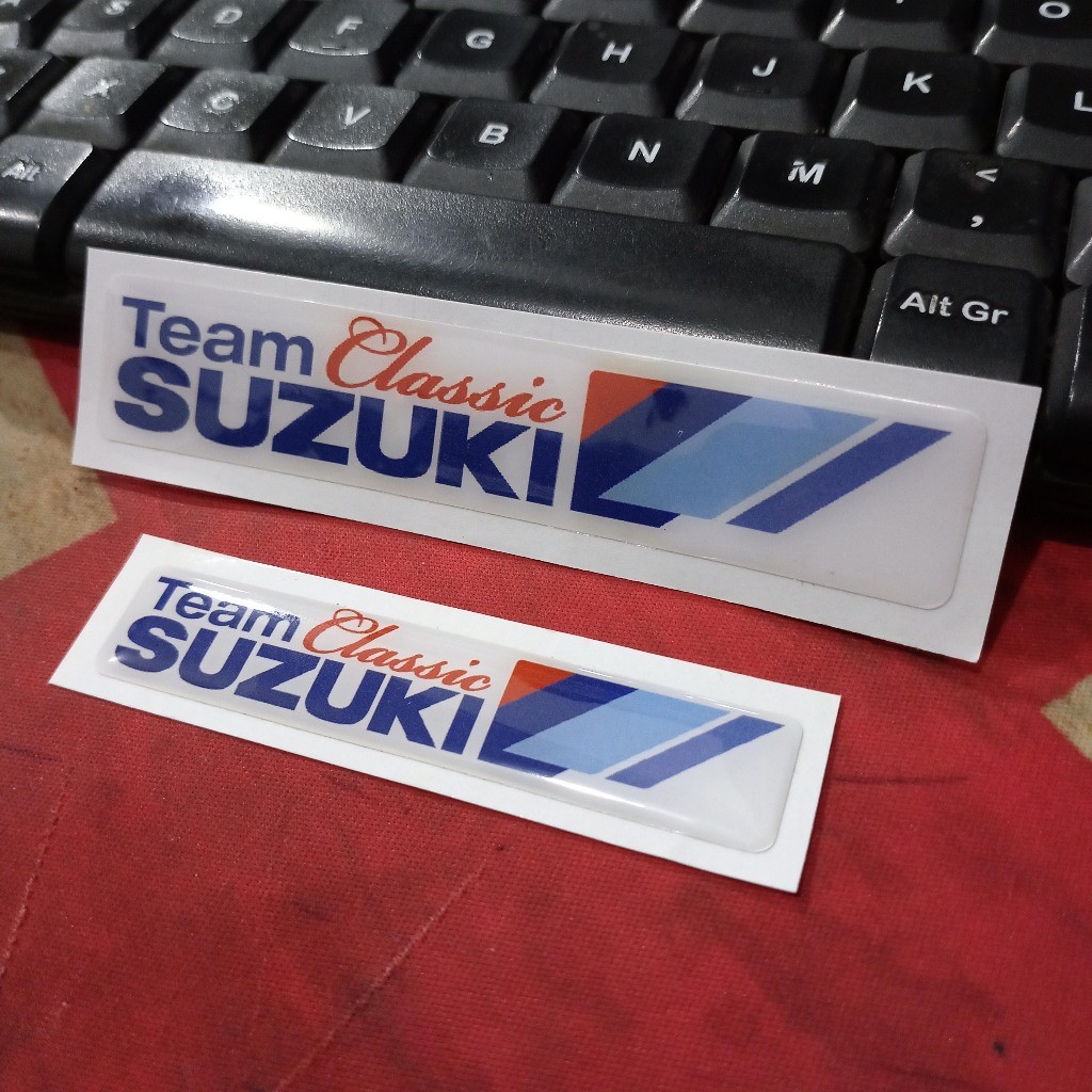 Sticker Timbul Resin TEAM SUZUKI CLASSIC Stiker Logo Lycal 3D Kecil