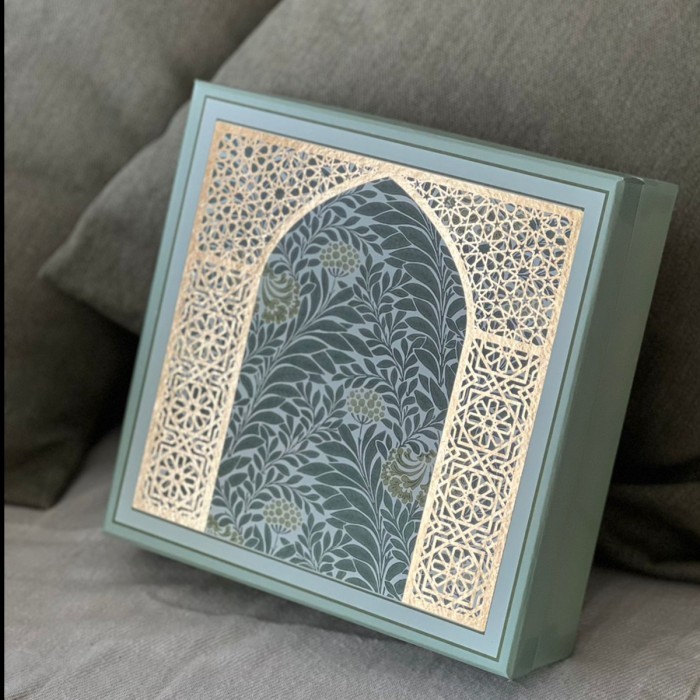 

BARAKKAH HAMPERS - IDUL FITRI EID MUBARAK HAMPERS