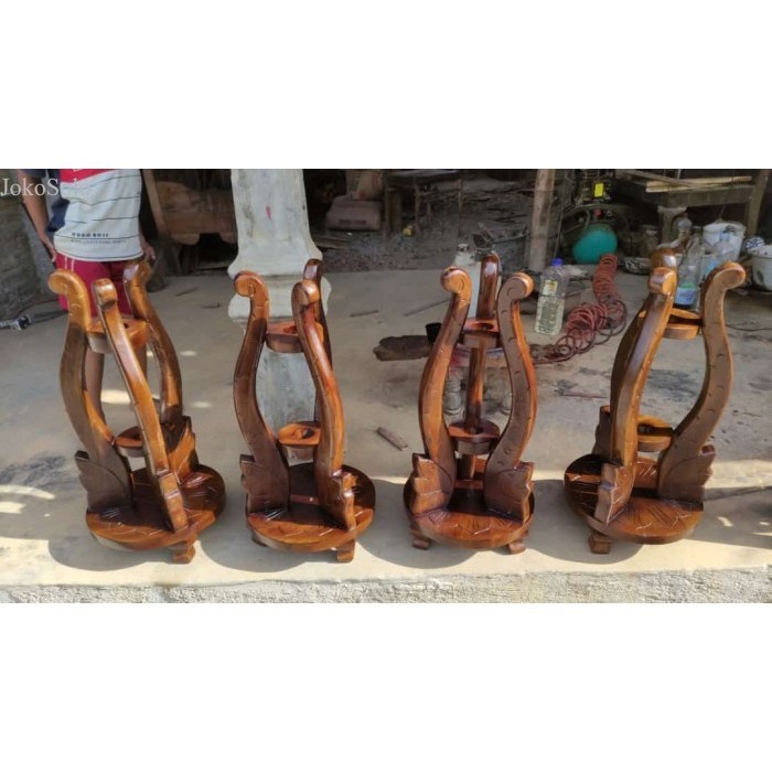 

jagrak tombak isi 1 ukuran mewah minimalis murah harga 300 rb antik