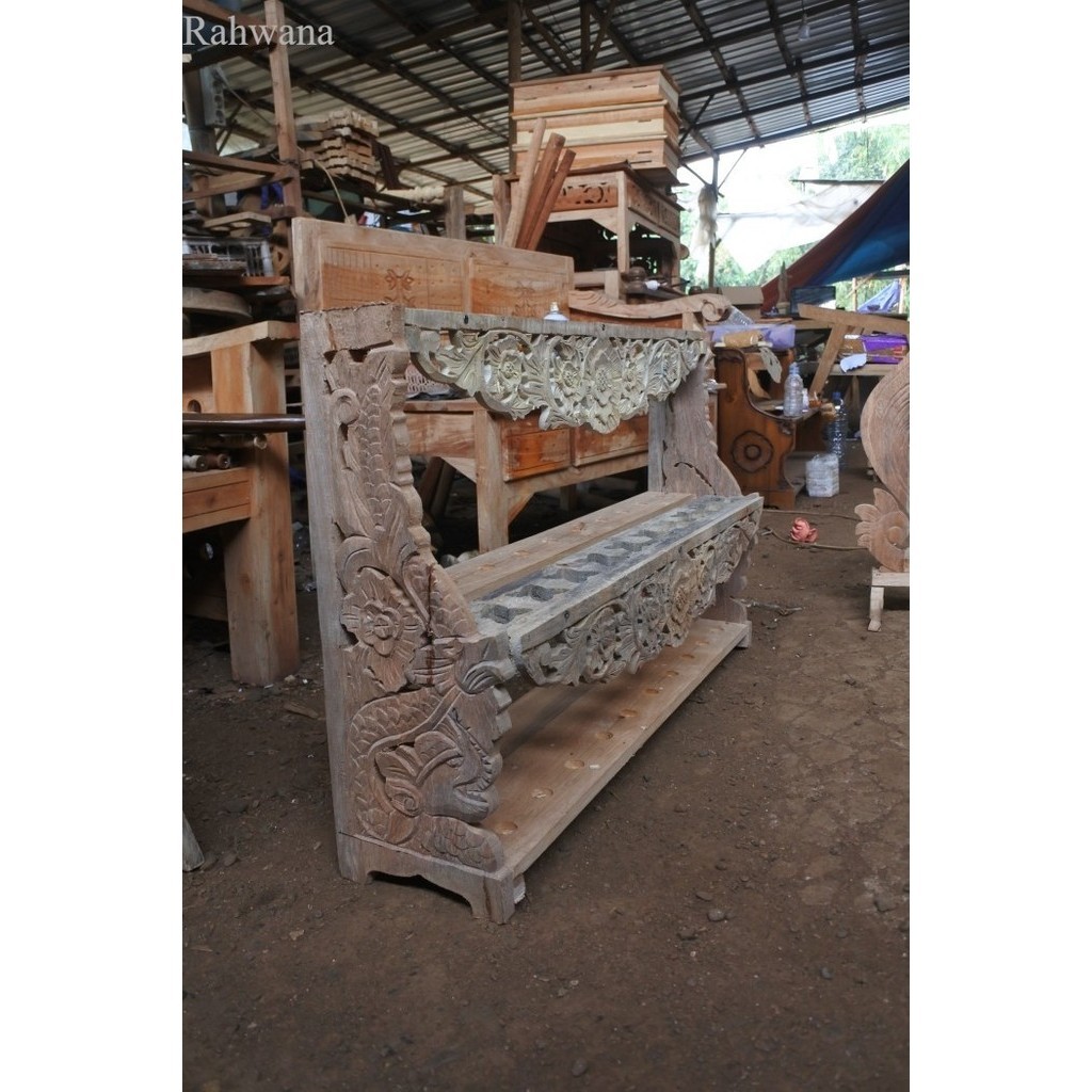 

jagrak keris isi 20 alusan ukir naga hrg pengrajin jepar murah