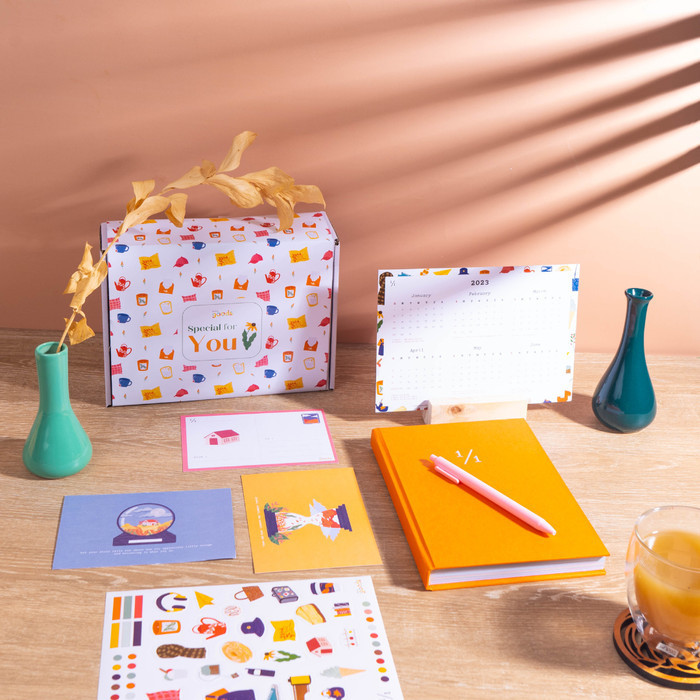 

Kamagoods 1/1 Mindful Journal Special Packaging - Lovely Food, Orange