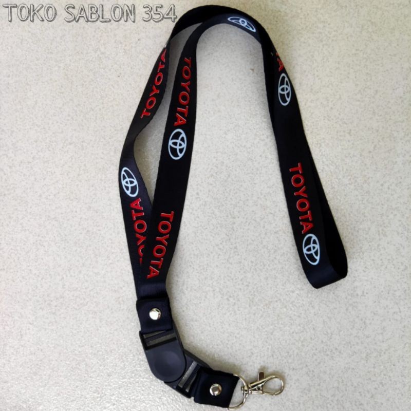 

Lanyard TOYOTA otomotif / tali lanyard gantungan leher id car name tag / pods gantungan kunci By Ews.co