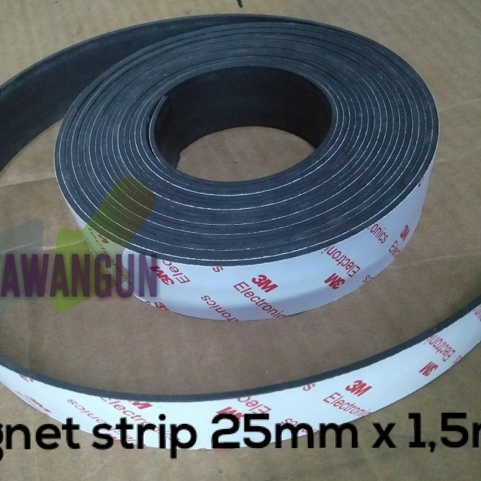 Magnet Strip flexible 25x1,5mm dengan lem doubletape 3M 1meter 100cm