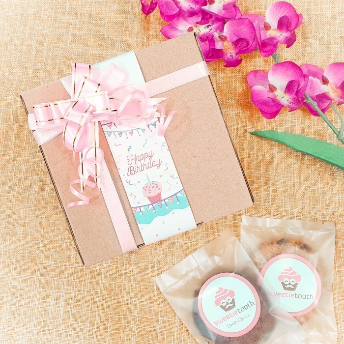 

NEW | Sweetietooth Hampers Birthday Package - Soft Baked Cookies - Chocolate, Biru