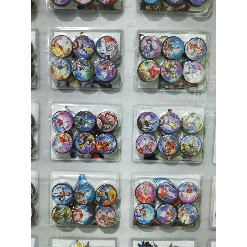 ( 5 SET) SET MAINAN MAGNET KANCING KARAKTER / MAGNET COIN / MAGNET KOIN