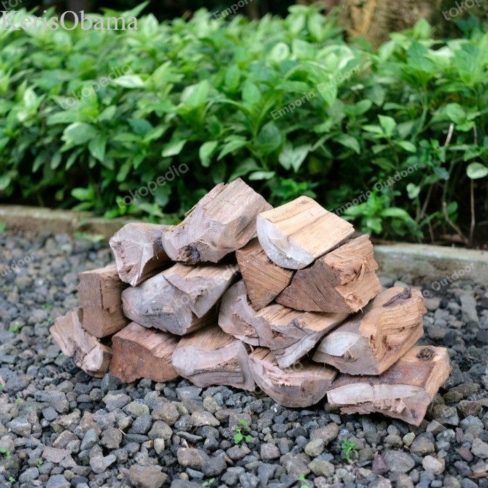 

Kayu Bakar Asap Cherry Chunks Firewood Smoke Wood murah