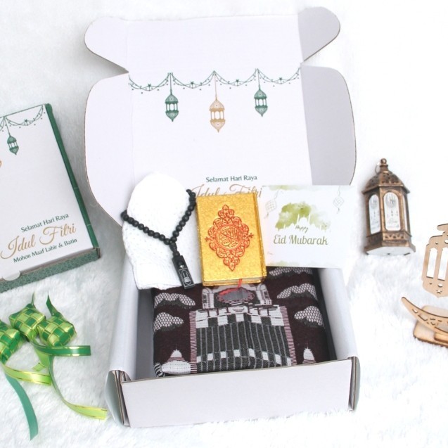 

parsel ramadan hampers cowok sajadah/kado ulang tahun/parcel lebaran - sarung wadimor, box biasa