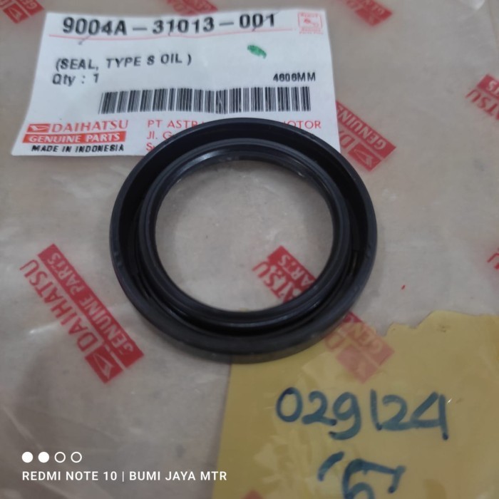 SEAL TRANSMISI DEPAN AVANZA XENIA GRANMAX 9004A-31013 DAIHATSU ASLI