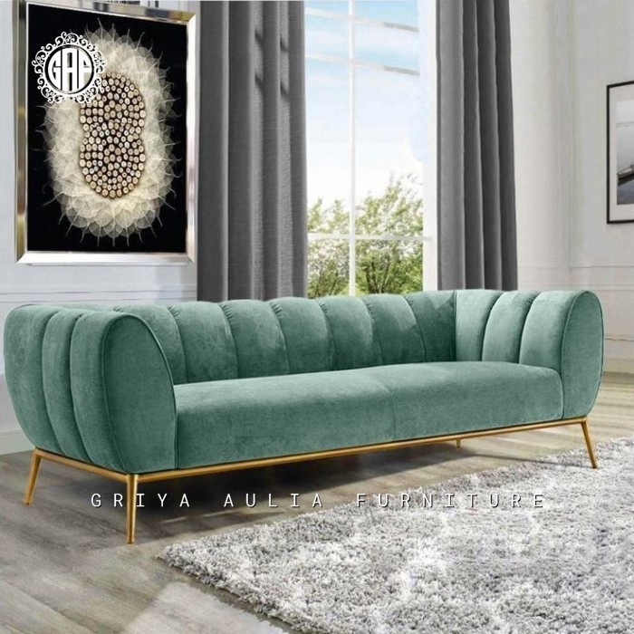 Sofa retro terbaru kaki besi finishing gold sofa kain bludru