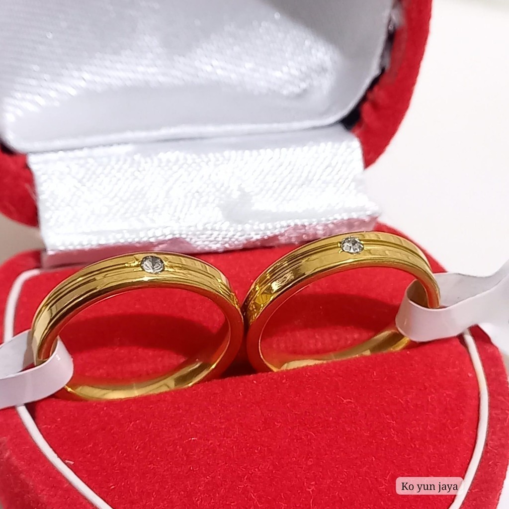 cincin tunangan titanium garis mata satu titanium free box cincin love