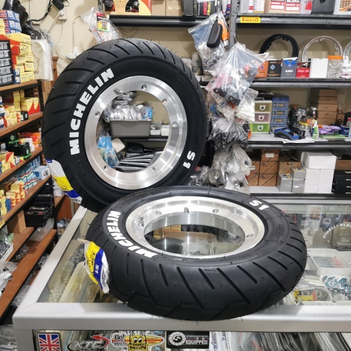 Velg Tubeless Vespa ML Polish GScooter V.3 Ring 10 set Ban Michelin S1