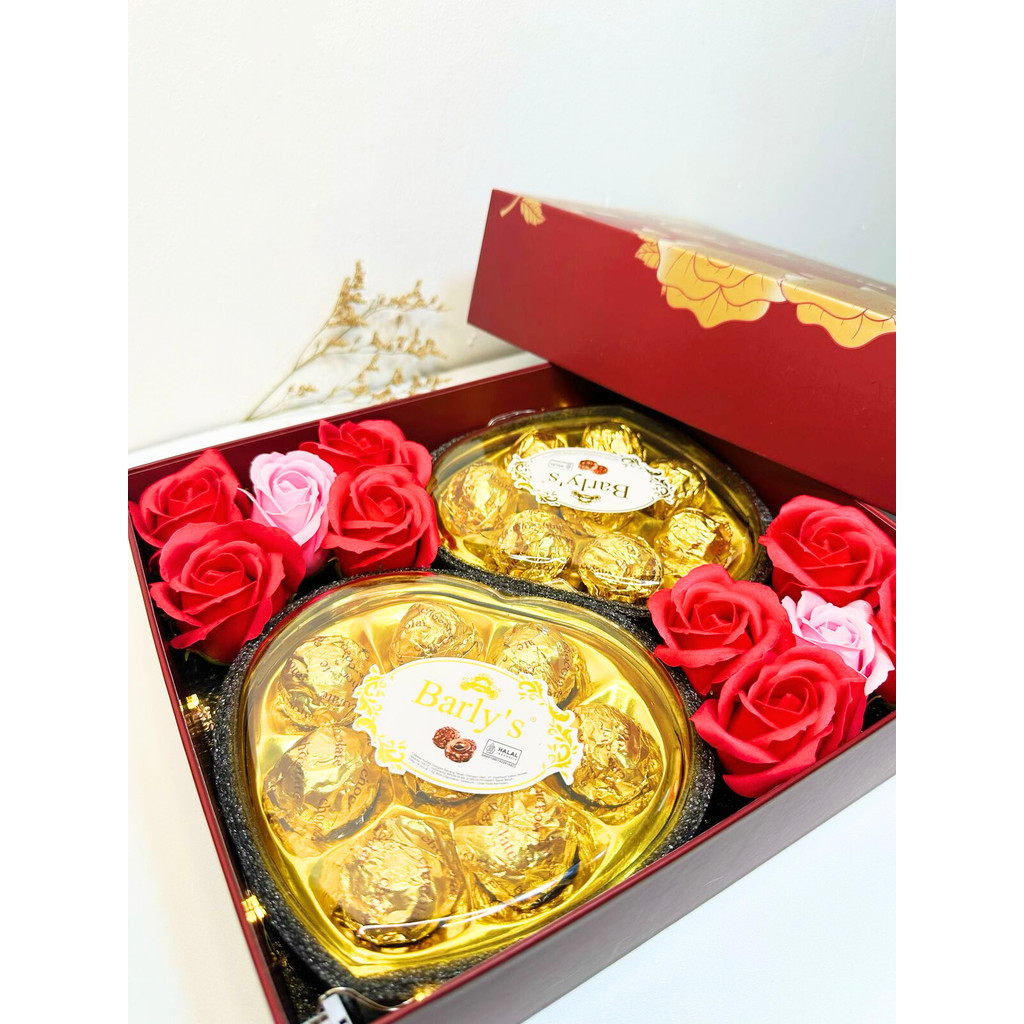 

Paket Hampers Cokelat Bunga untuk Pacar Teman Tersayang Kado Hadiah Ultah Wisuda
