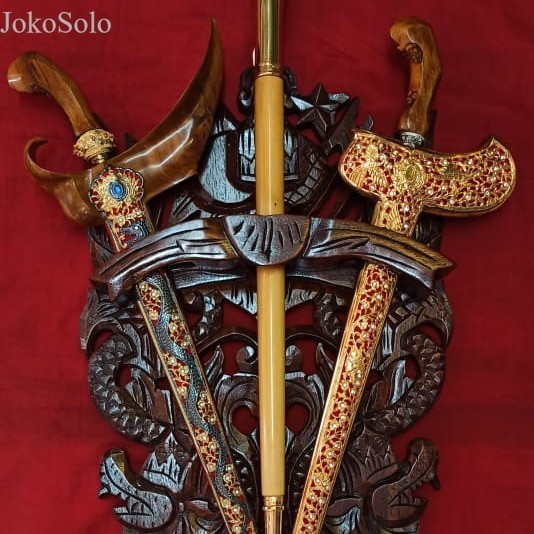 

Blawong keris klasik isi 3 antik