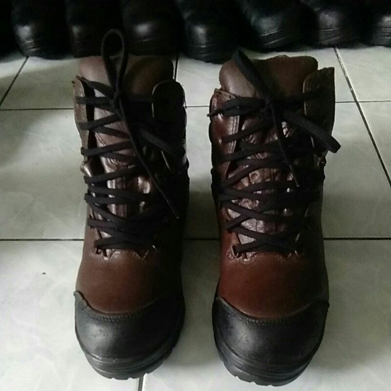 SAFETY & KUAT sepatu safety second