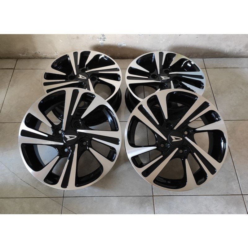 Velg Xenia Ring 15 Free cop pentil