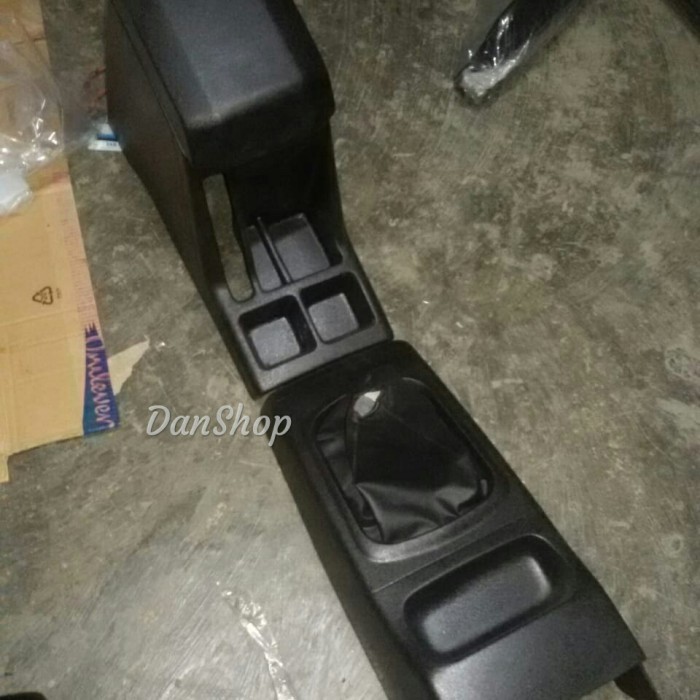 CONSOLE BOX ISUZU PANTHER KAPSUL 2000