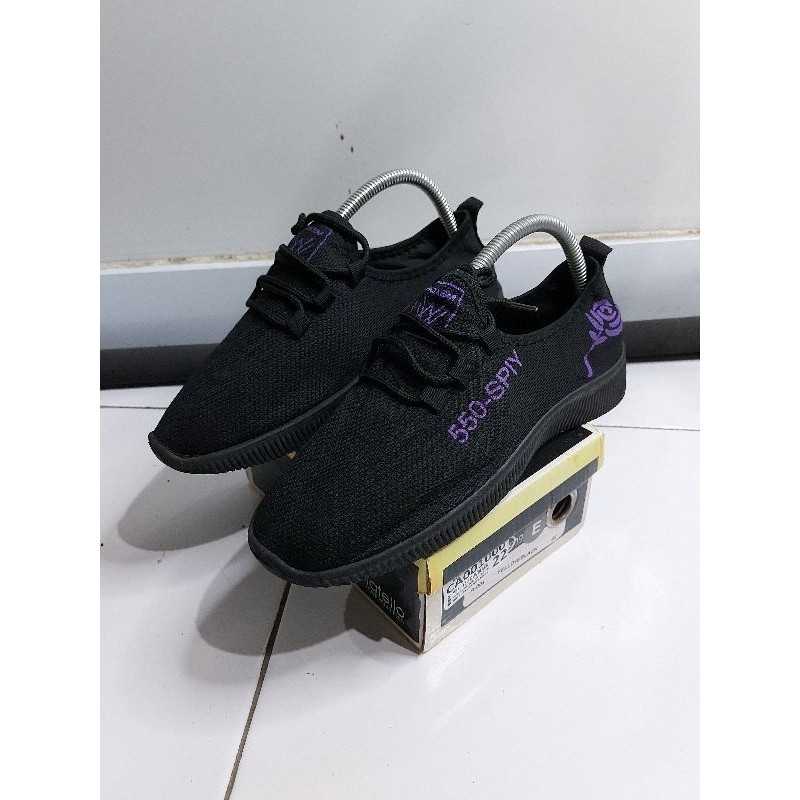 Sepatu Brand 550-SPIY sz 40
