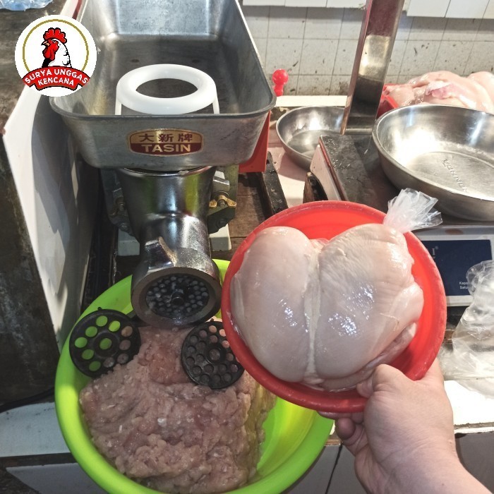 

Boneless Dada Ayam GiLiNG[Untuk ORDER 1-KG],JAKARTA BARAT