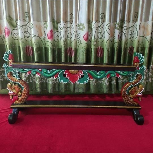 

Jagrak Stand Dudukan Keris Model Ukir Naga Isi 9 Warna Sungging SH3532