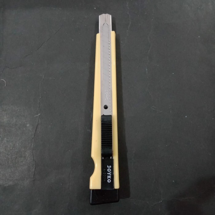 

CUTTER BESAR CUTTER KECIL - Kecil A-300