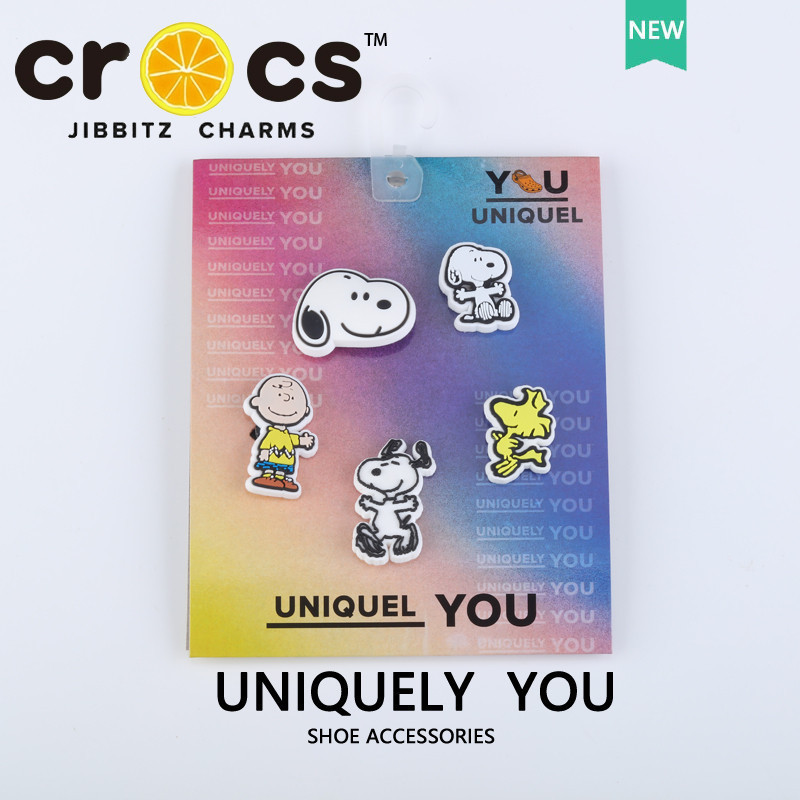 JJBXC cross set Shoe Buckle Fashion Cartoon Snoopy Shoes Accessory (with Cardboard)
