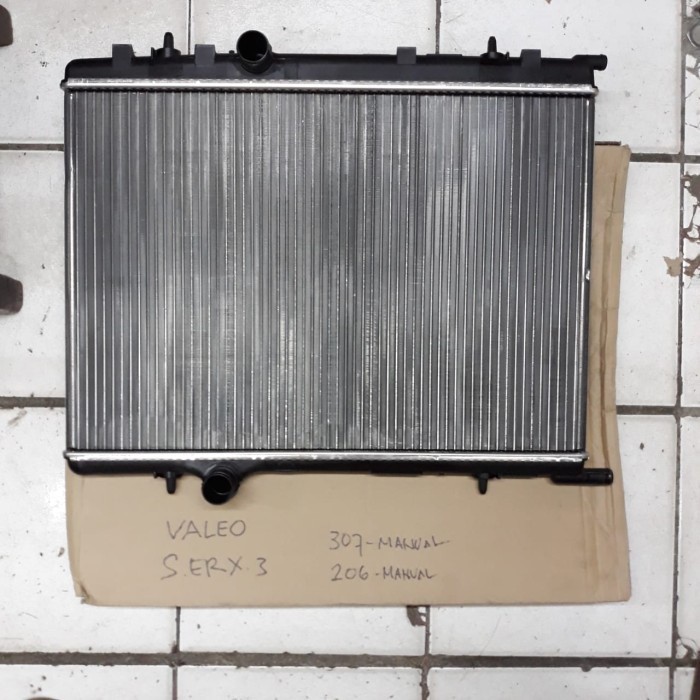 Radiator Peugeot 307 / 206 Manual Matic merk Valeo - 3 pipa