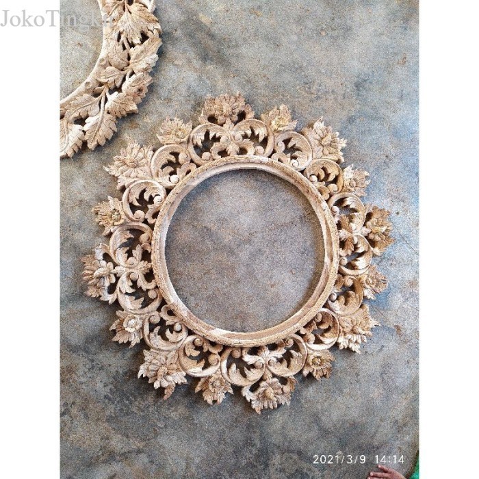 

Jual frame cermin ukir kayu jati non finishing Limited murah