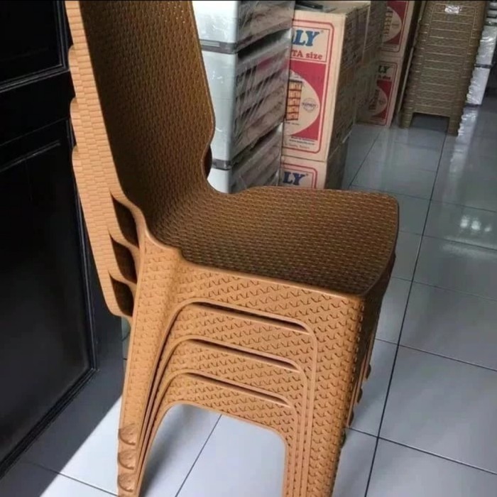 kursi / bangku plastik sender anyaman rotan napoli napolly - coklat muda