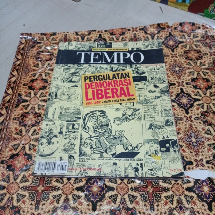 Edisi khusus majalah tempo - Pergulatan Demokrasi Liberal 1950 - 1959 : Zaman Emas atau hitam