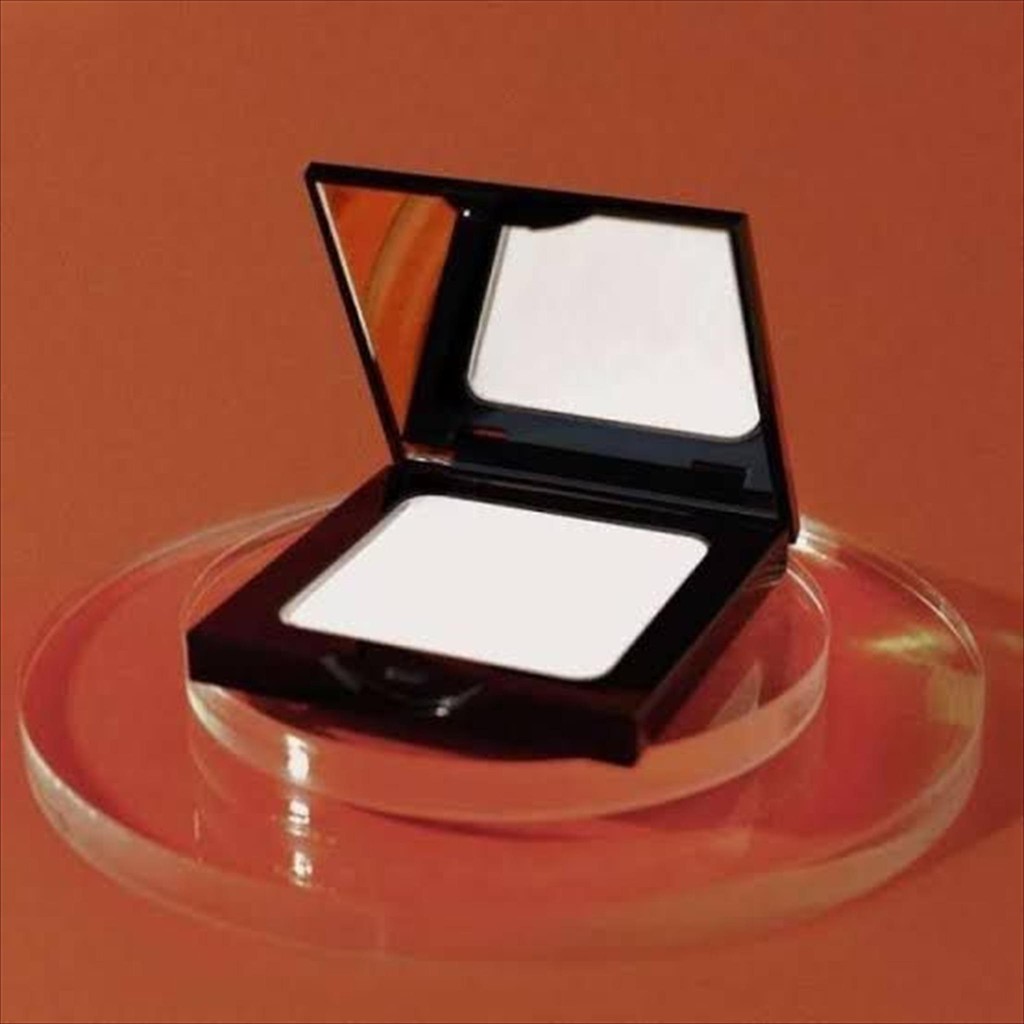 Sada Biyas Illuminating Powder