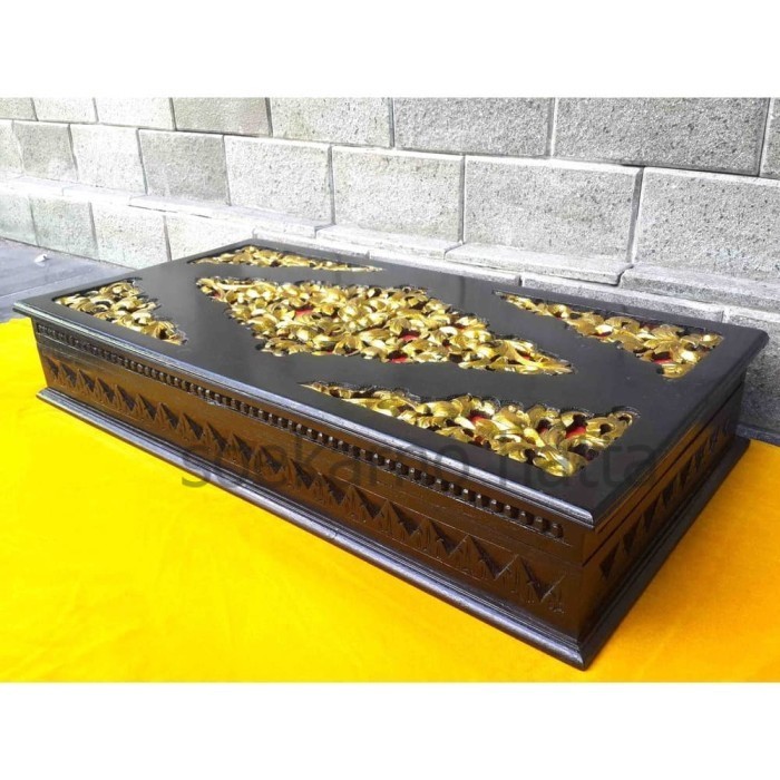 Kotak Menyimpan Keris Ukiran Alusan Kayu Jati SH3532