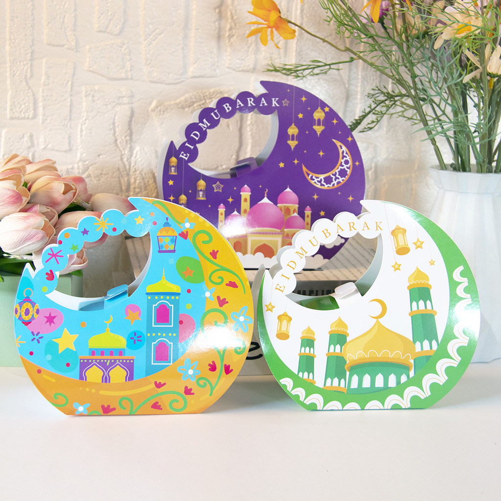 

4Pcs Eid Mubarak Moon Shape Gift Boxes Candy Cookie Packaging Boxes Muslim Islamic Party Decoration Ramadan Kareem Gift Supplies