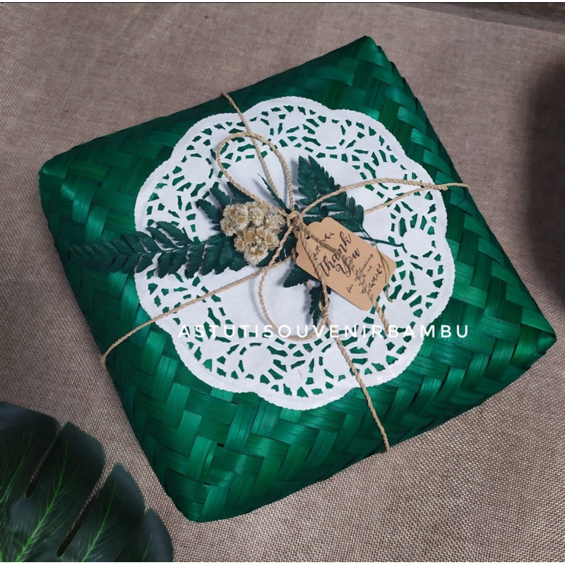 

BESEK WARNA HIAS RUSTIC / besek kekinian / packaging murah / hampers unik / kado pernikahan MIN BELI 1O PASANG ATAU CHAT ADMIN