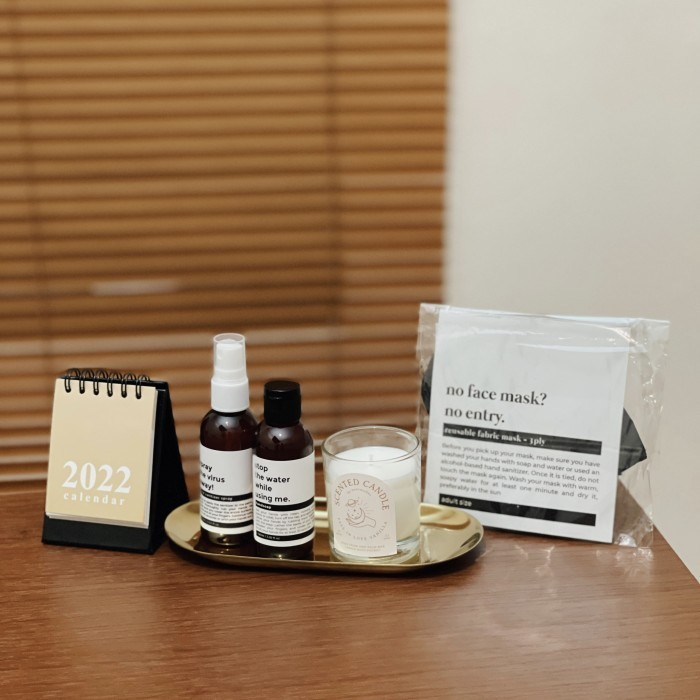 

[New]Promo Corporate Gift Set Hampers New Normal Seminar Kit Scented Candle