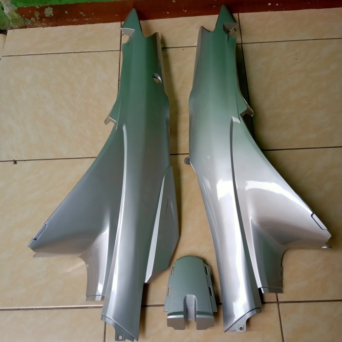 Body belakang Shogun 125 R - Hitam