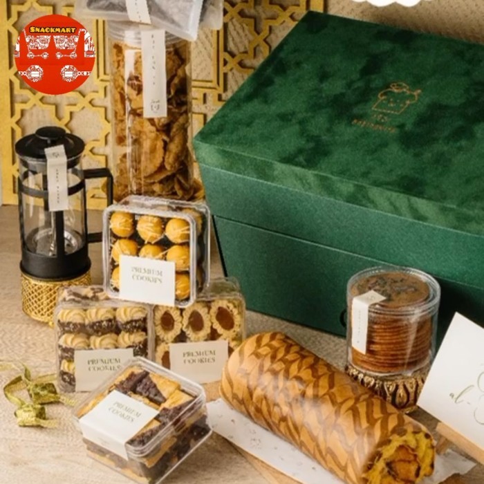 

Parcel Ramadan Hampers Lebaran Premium Kue Kering Medan