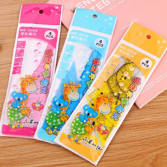 

Set Penggaris Plastik Segitiga Lingkaran Derajat 15 Cm Multifungsi