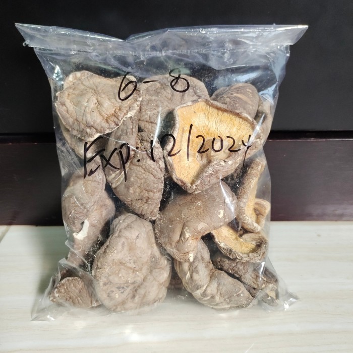 

Hio ko / hioko 250 gr Jamur Shitake kering mushroom shitake - 4-5