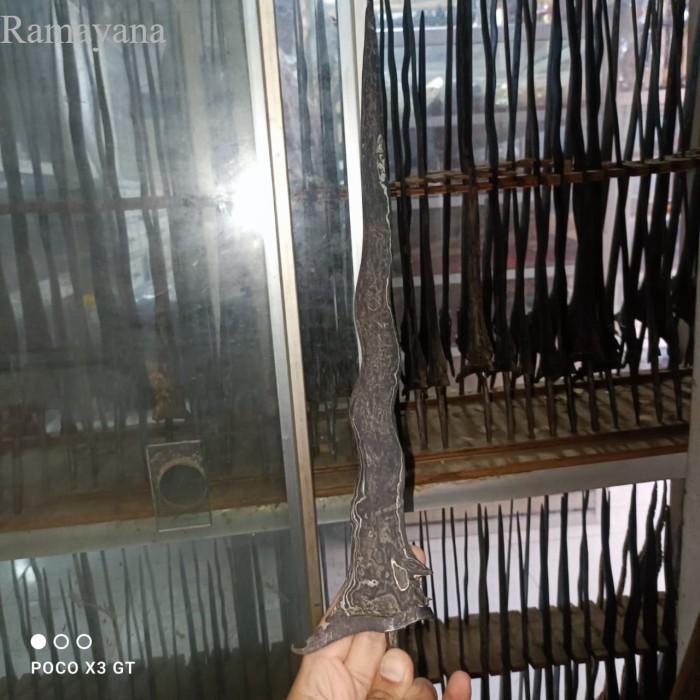 

keris carubuk gonjo wilut pamor ngulit semongko Murah Meriah JD21 Murah