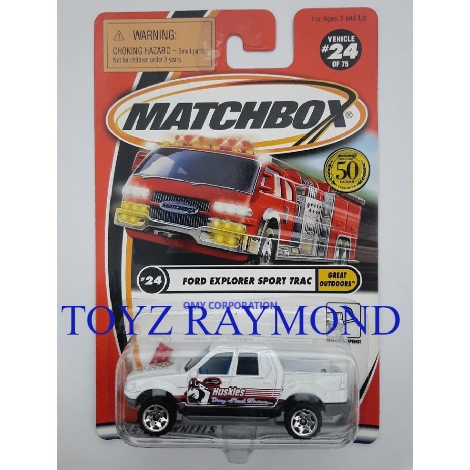 Matchbox Ford Explorer Sport Trac putih huskies outdoor oke