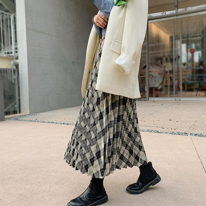 Rok Berlipat Kotak-kotak Rok Berlipat Ukuran Besar Pelangsing Temperamen 2023 Musim Gugur dan Musim 