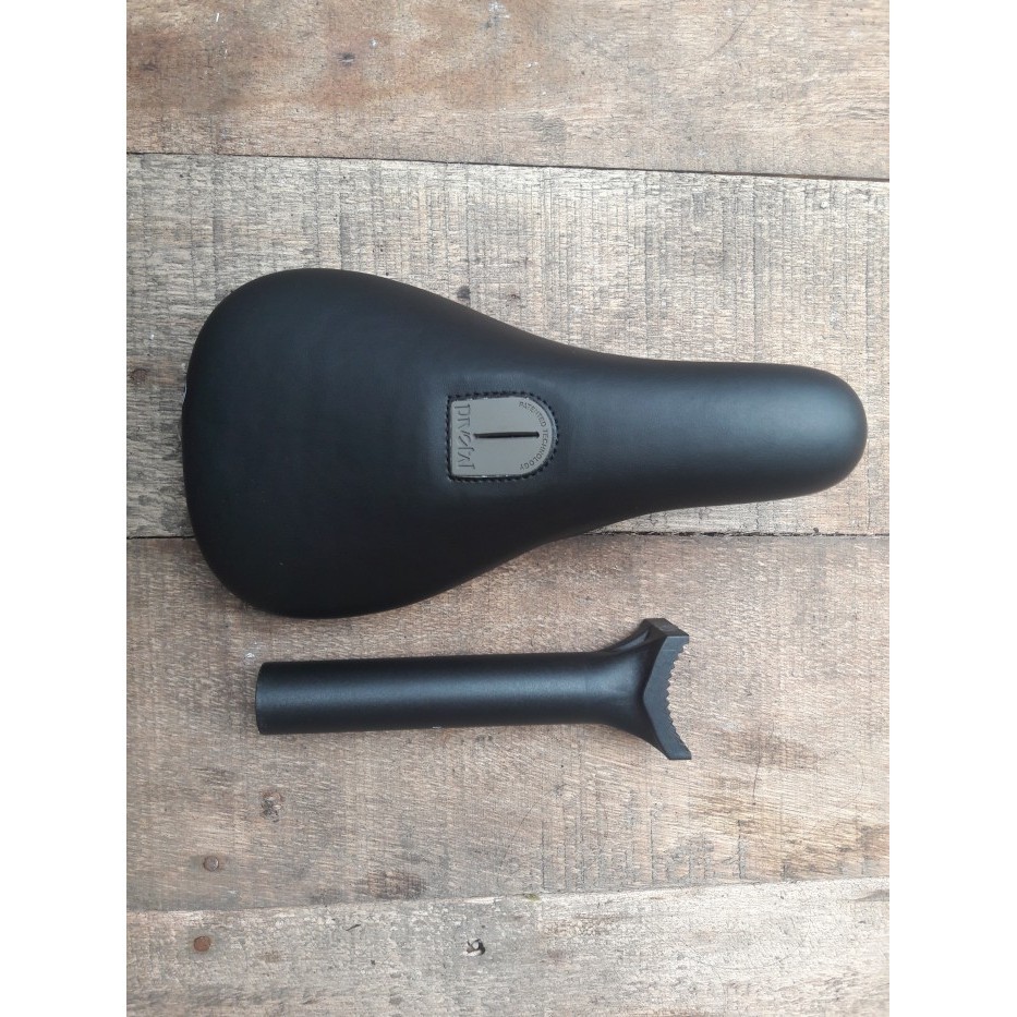 Part BMX Saddle Seat Jok Velo Pivotal with Seatpost - Black