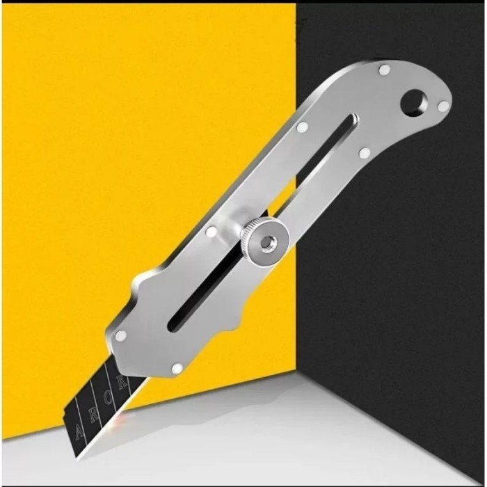 

Cutter Stainless Anti Karat Steel Baja Pemotong Kertas Multifungsi Tajam Dan Kuat