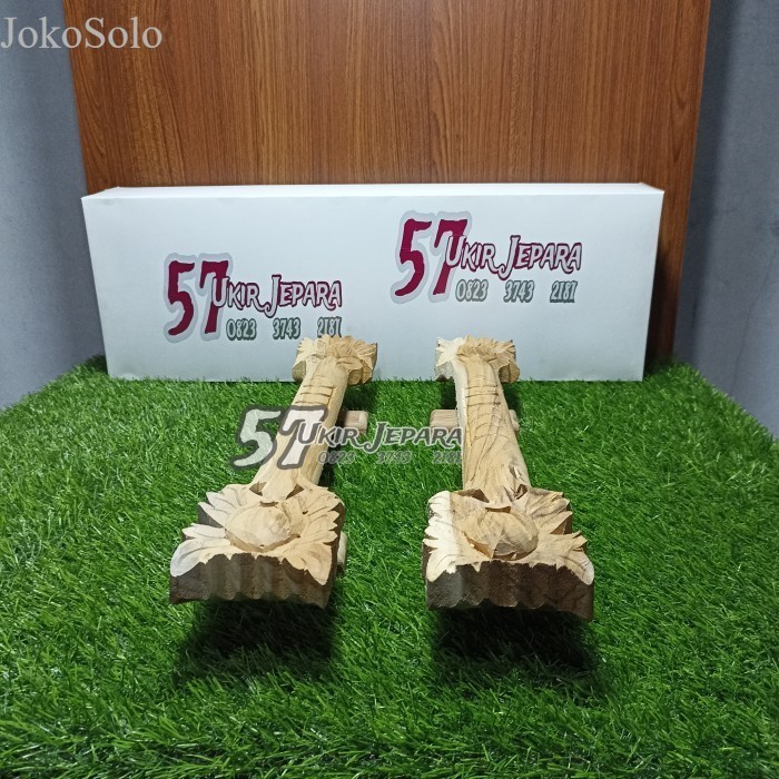 

Tarikan pintu ukir jepara motif bunga - Gagang pintu bahan kayu jati - Mentahan murah