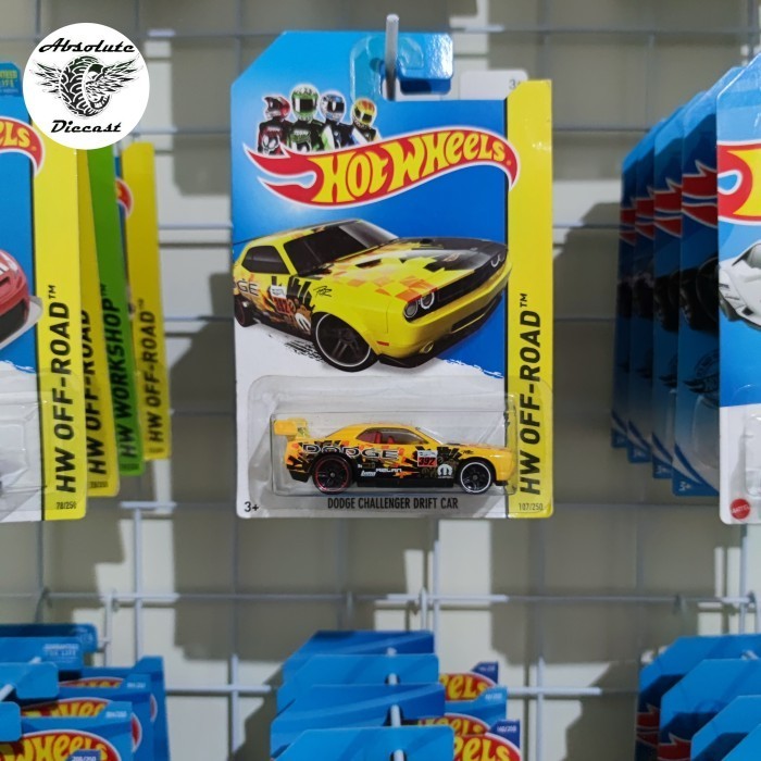Hot Wheels Hotwheels Dodge Challenger Drift Kuning
