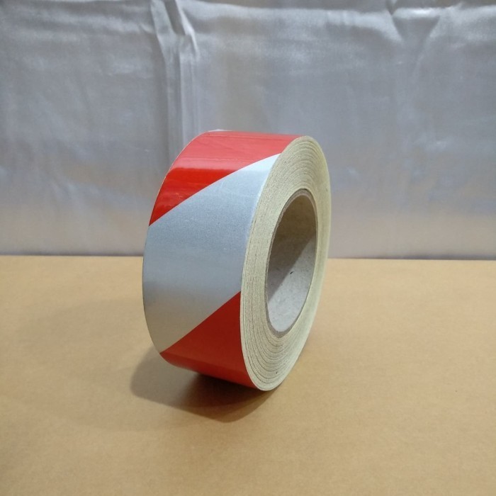 

Clf Sticker Scotch Light 5 Cm X 45 Meter MERAH PUTIH