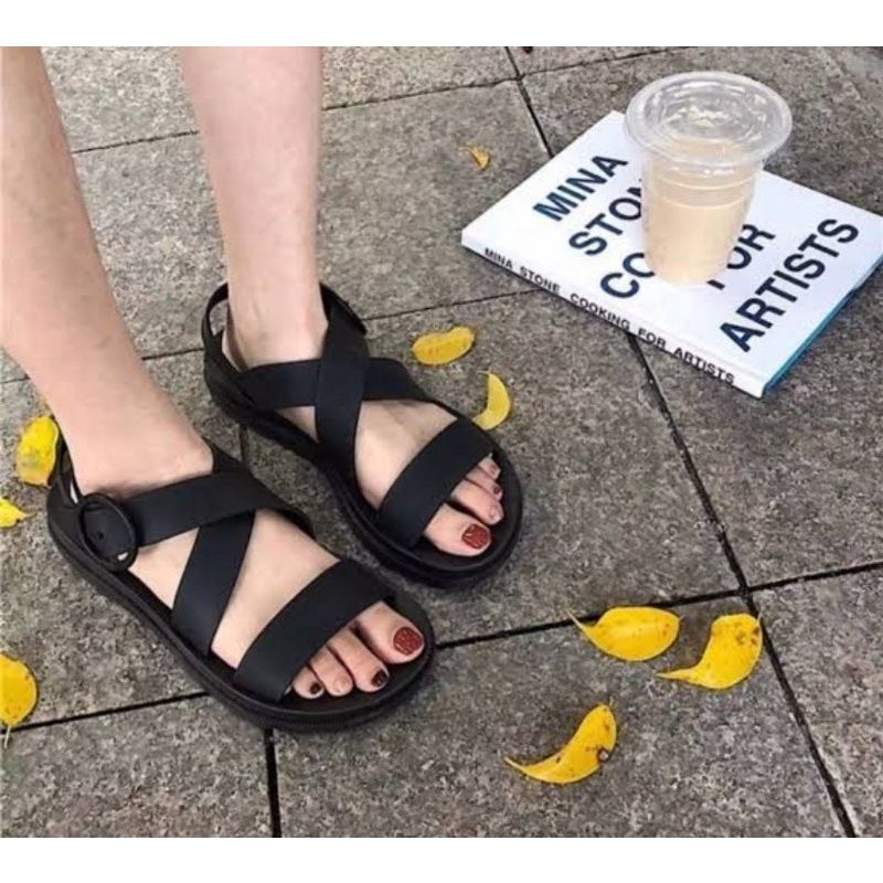 HOSANA Sandal Gladiator Tipe Tali Silang 3613 Balance