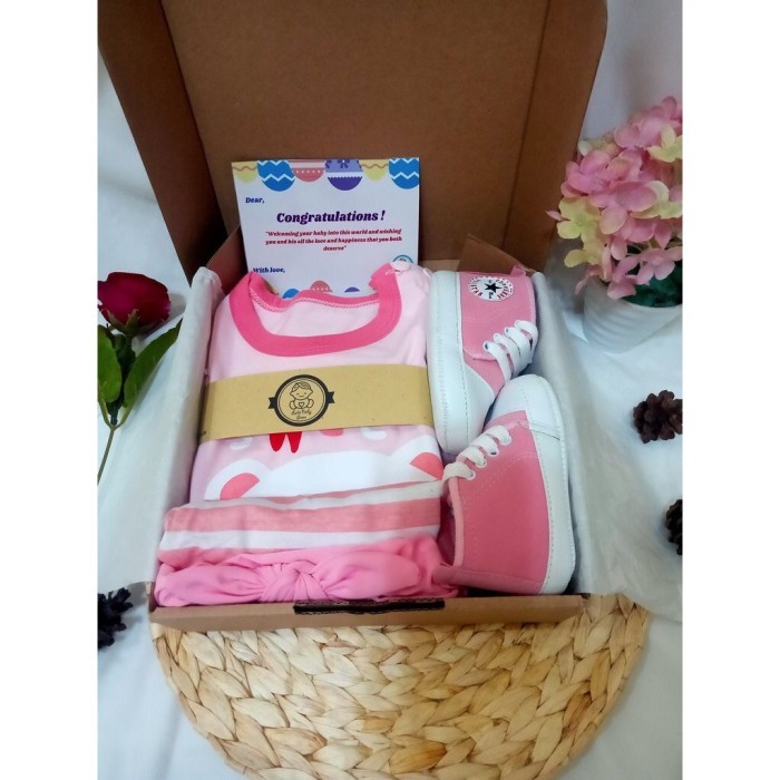 

[New Arrival]Promo!!! Hampers New Born Baby Hampers Bayi Kado Lahiran Kado Bayi Baju Bayi - Pkt3 Pink Bndo